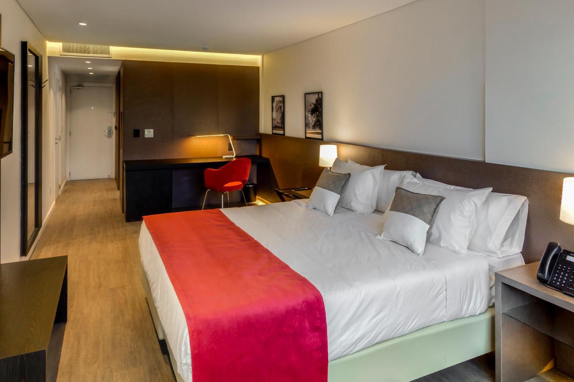 Dazzler By Wyndham La Plata Hotel Exterior photo